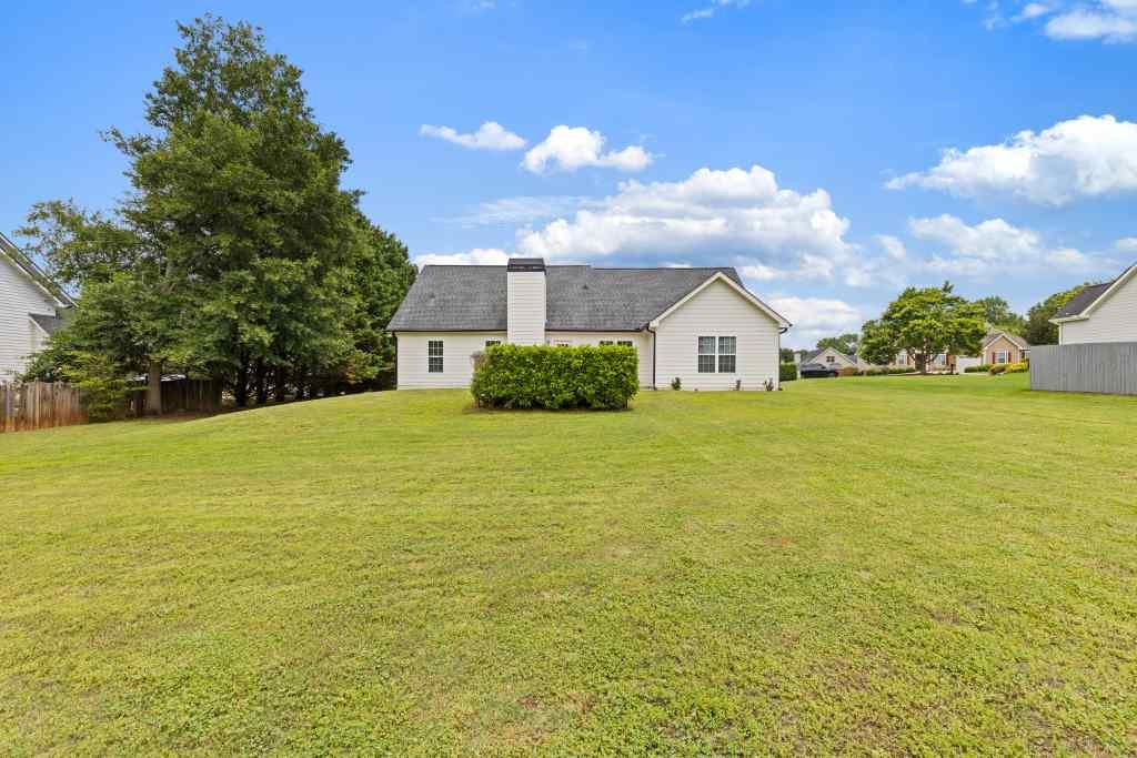 360 Finch Way
