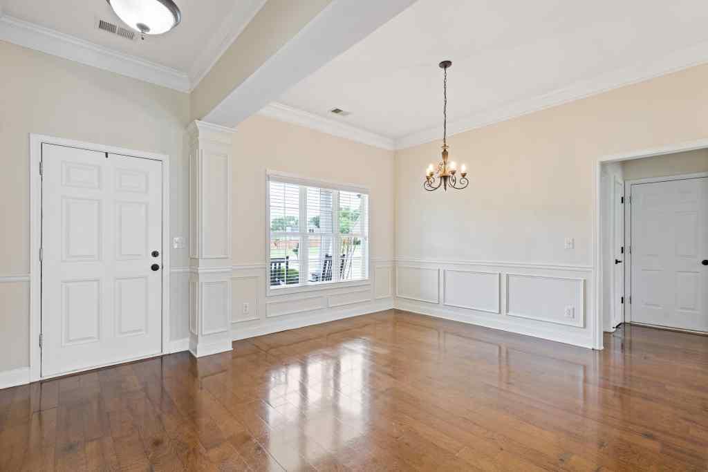 360 Finch Way