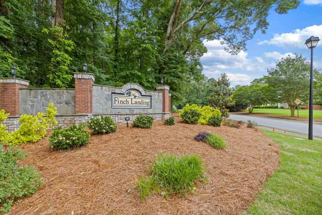 360 Finch Way