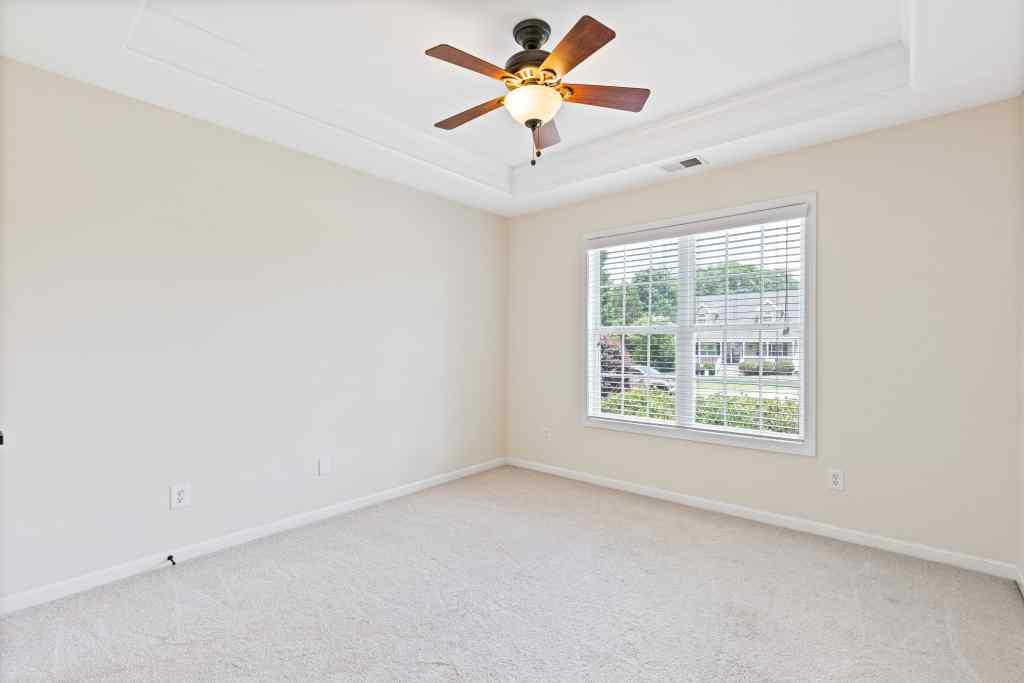 360 Finch Way