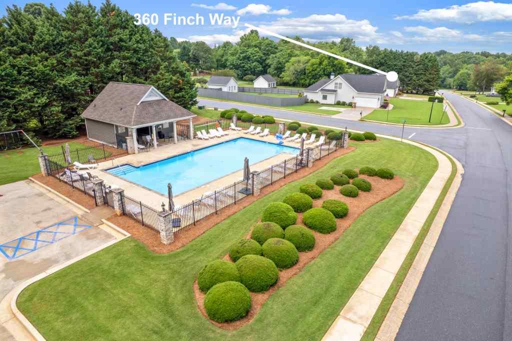 360 Finch Way
