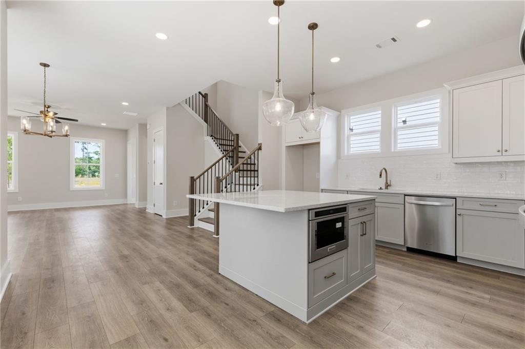 376 Summerville Lane