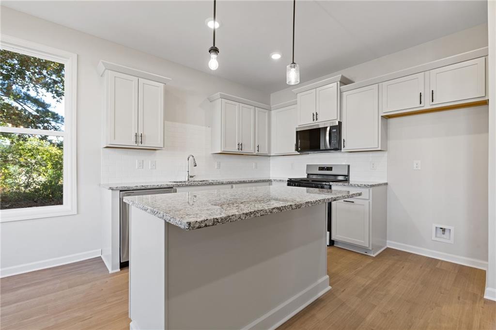 379 Summerville Lane Unit 12