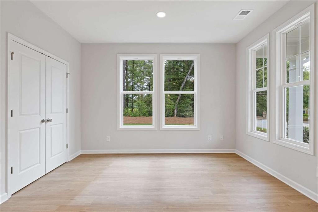 379 Summerville Lane Unit 12