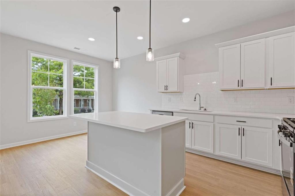 379 Summerville Lane Unit 12