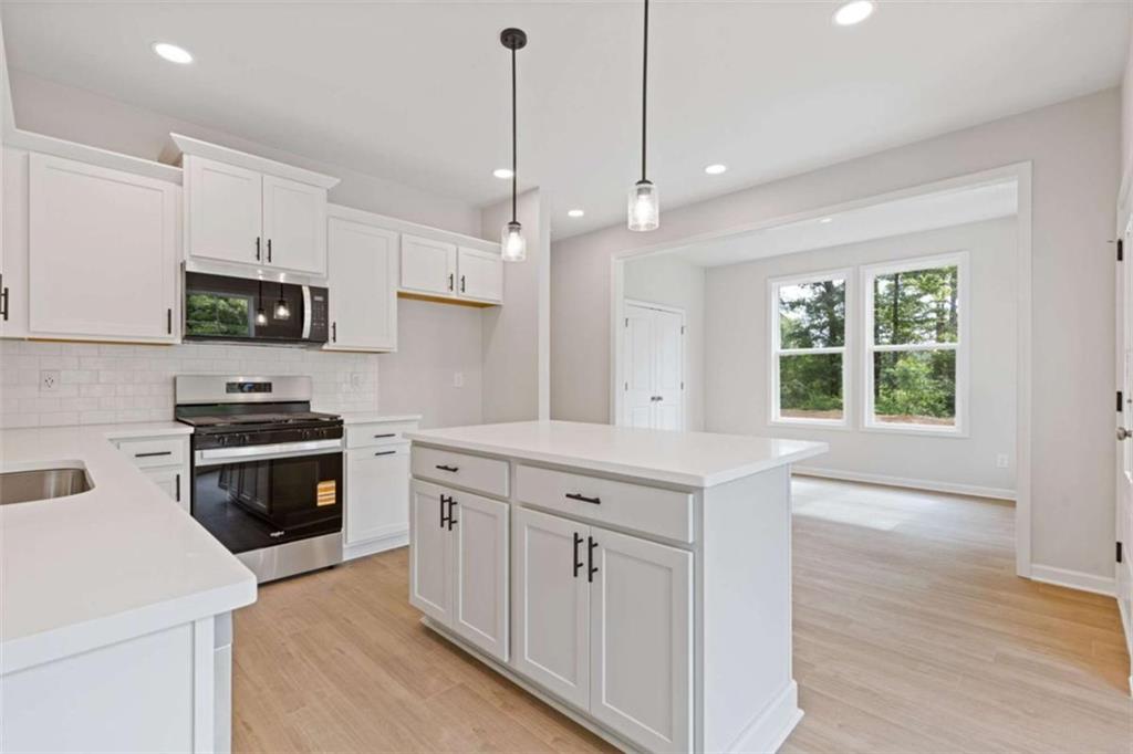 379 Summerville Lane Unit 12