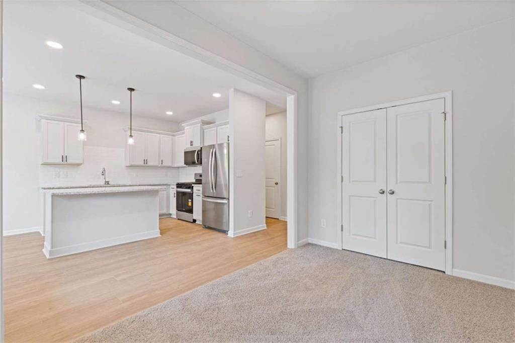 383 Summerville Lane Unit 10