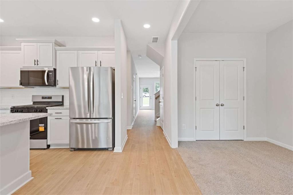 383 Summerville Lane Unit 10