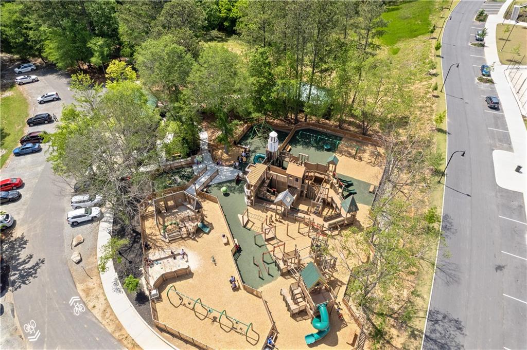 2737 Hallwood Lane