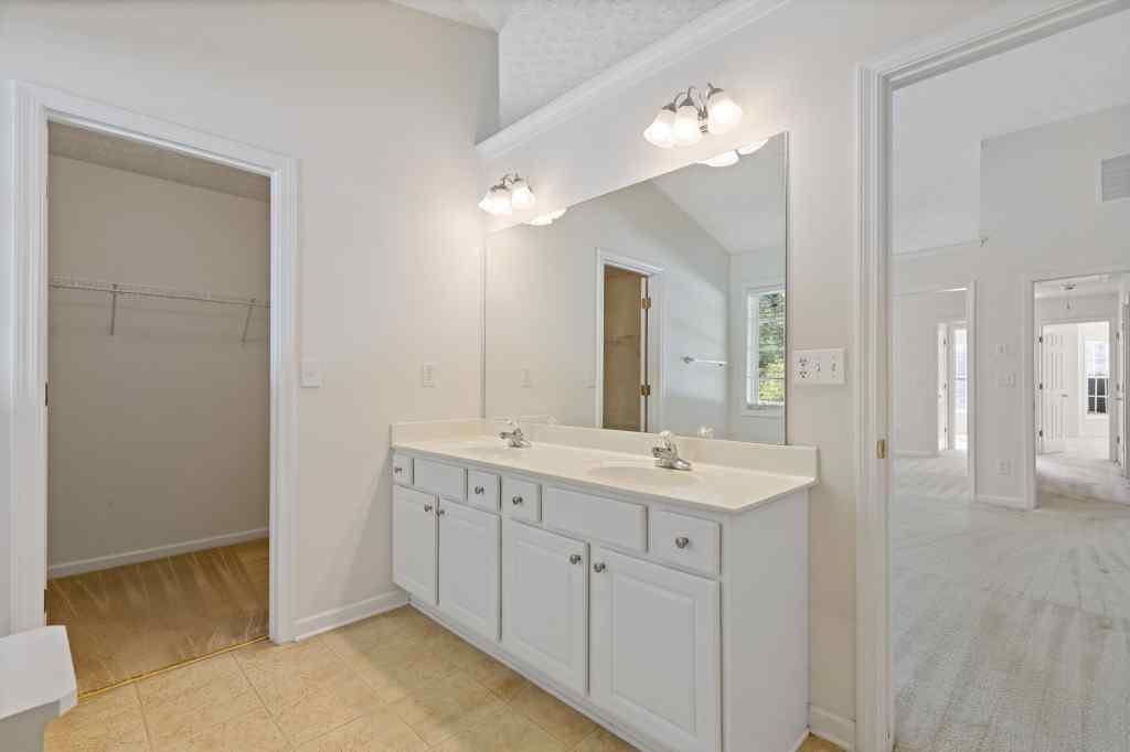 1448 Dulwich Court