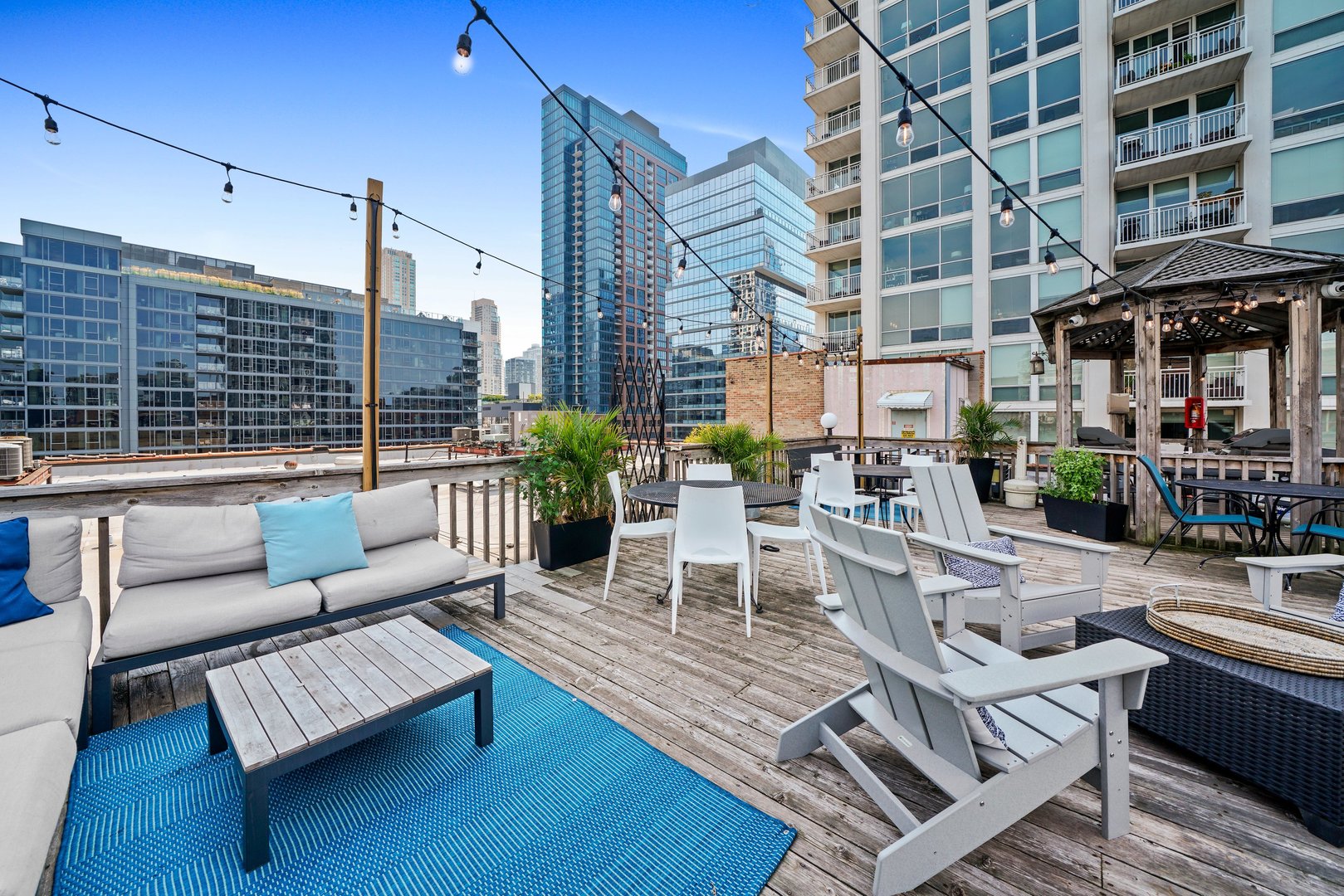 225 W Huron Street Unit: 619