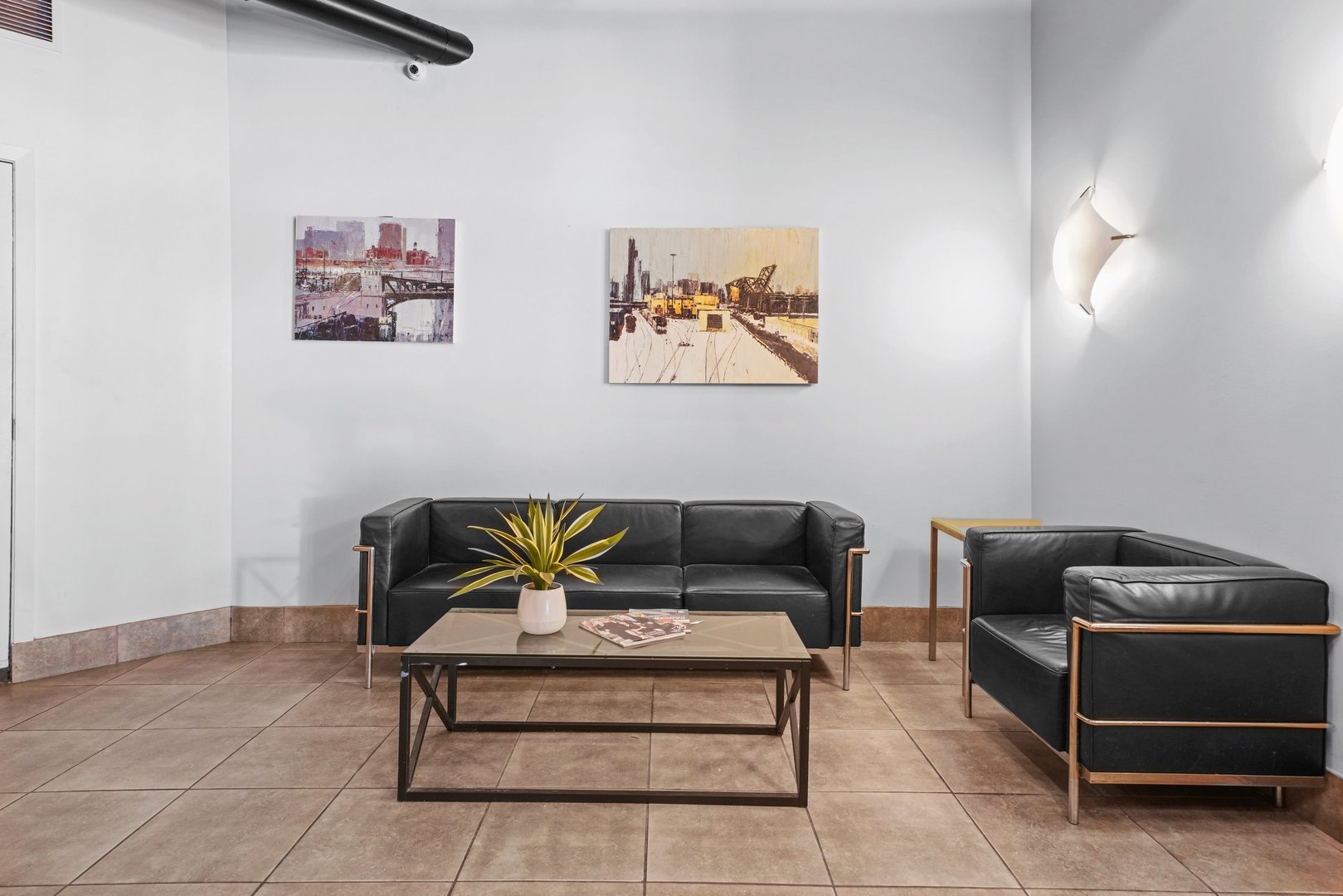 225 W Huron Street Unit: 619