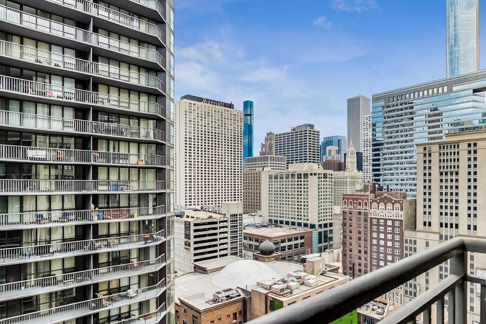 630 N State Street Unit: 2004