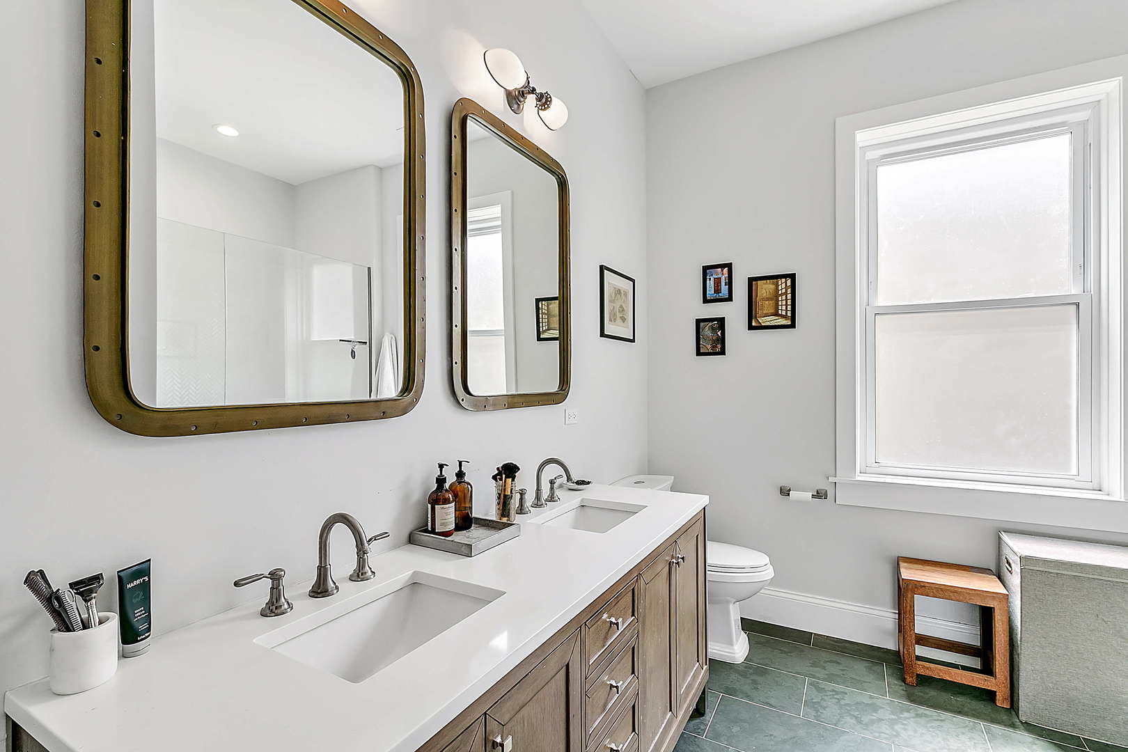 1713 N Campbell Avenue Unit: 1