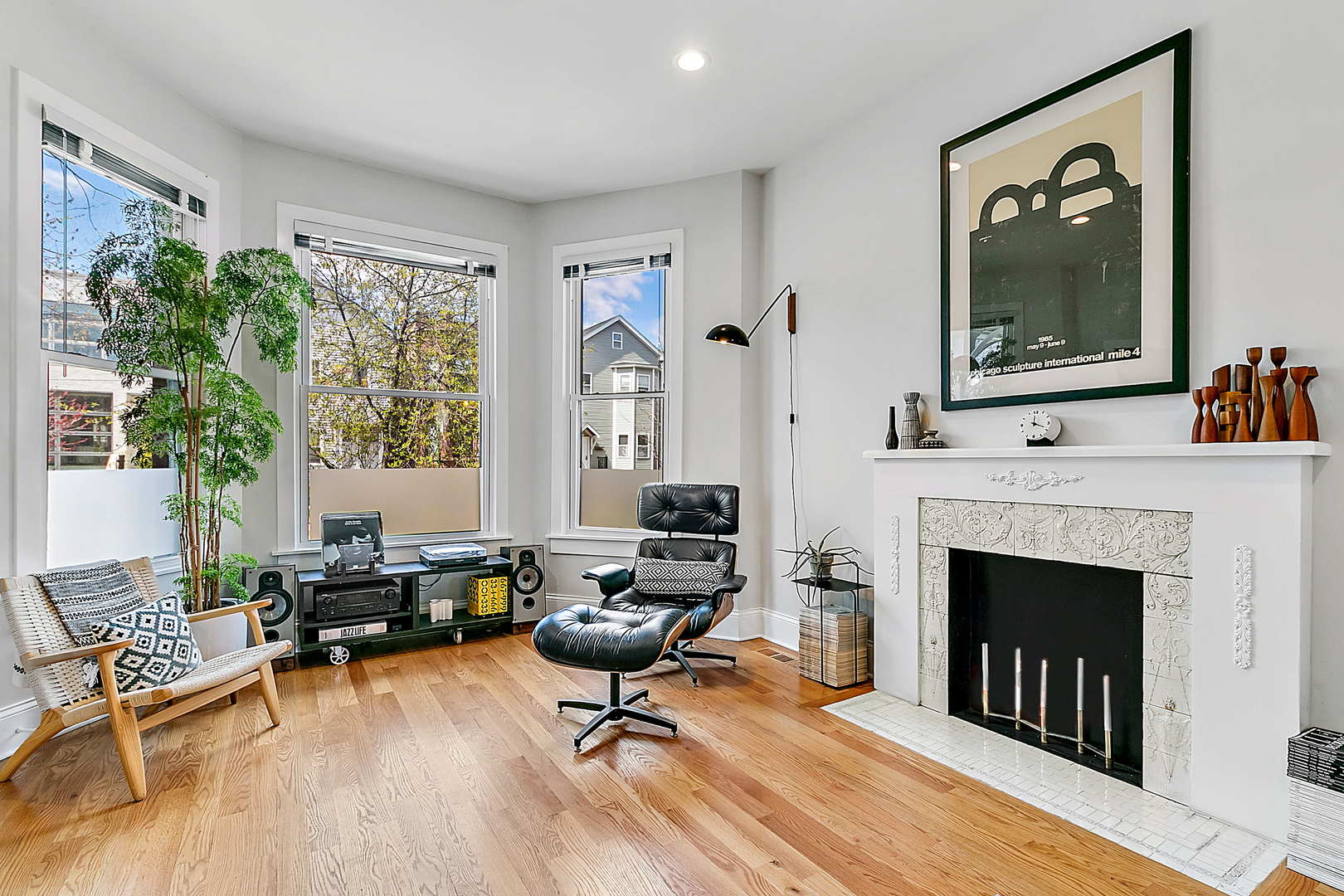 1713 N Campbell Avenue Unit: 1