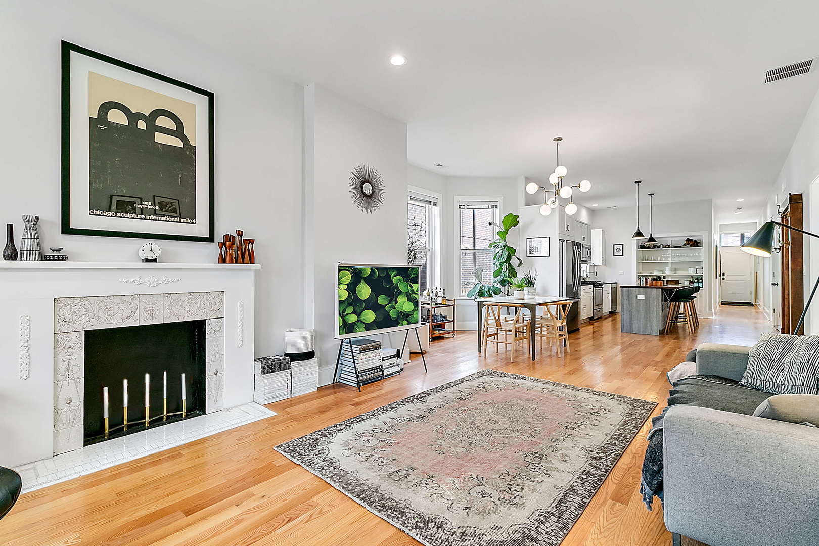 1713 N Campbell Avenue Unit: 1