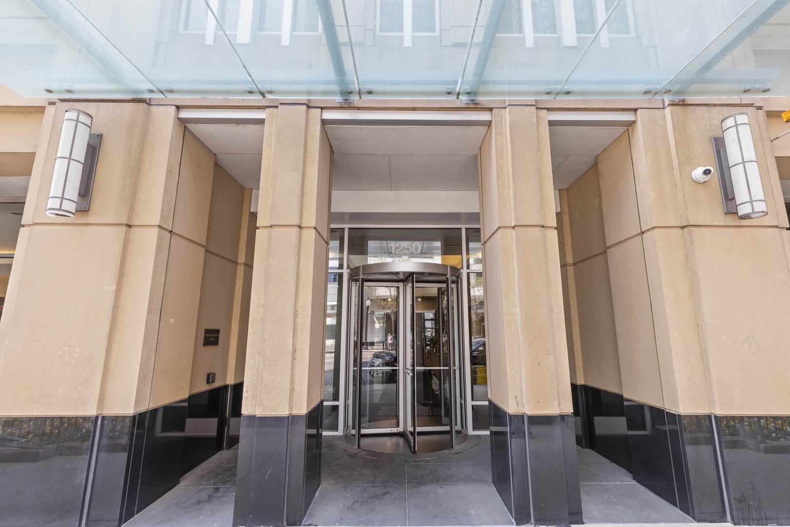 1250 S Michigan Avenue Unit: 1306