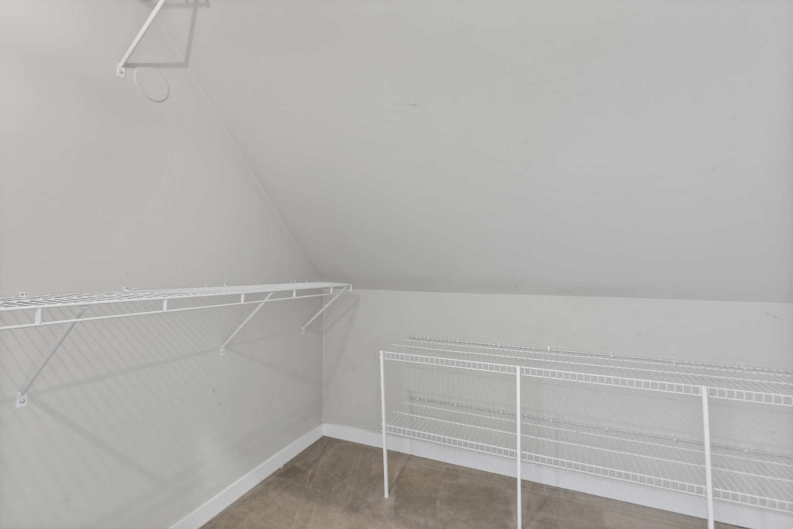 1409 W Superior Street Unit: 3R