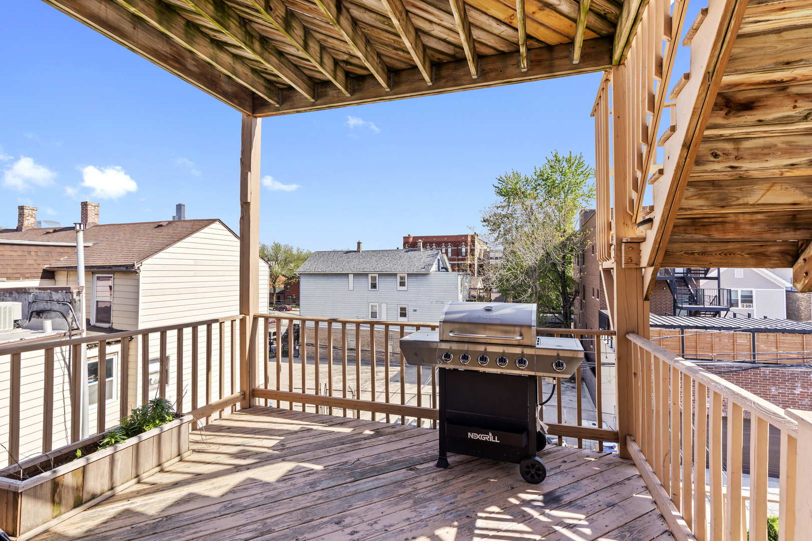 1409 W Superior Street Unit: 3R