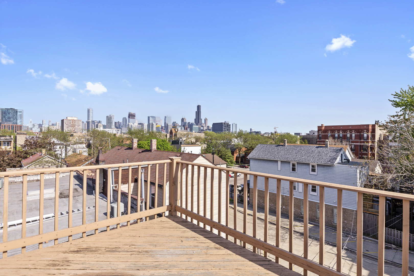 1409 W Superior Street Unit: 3R