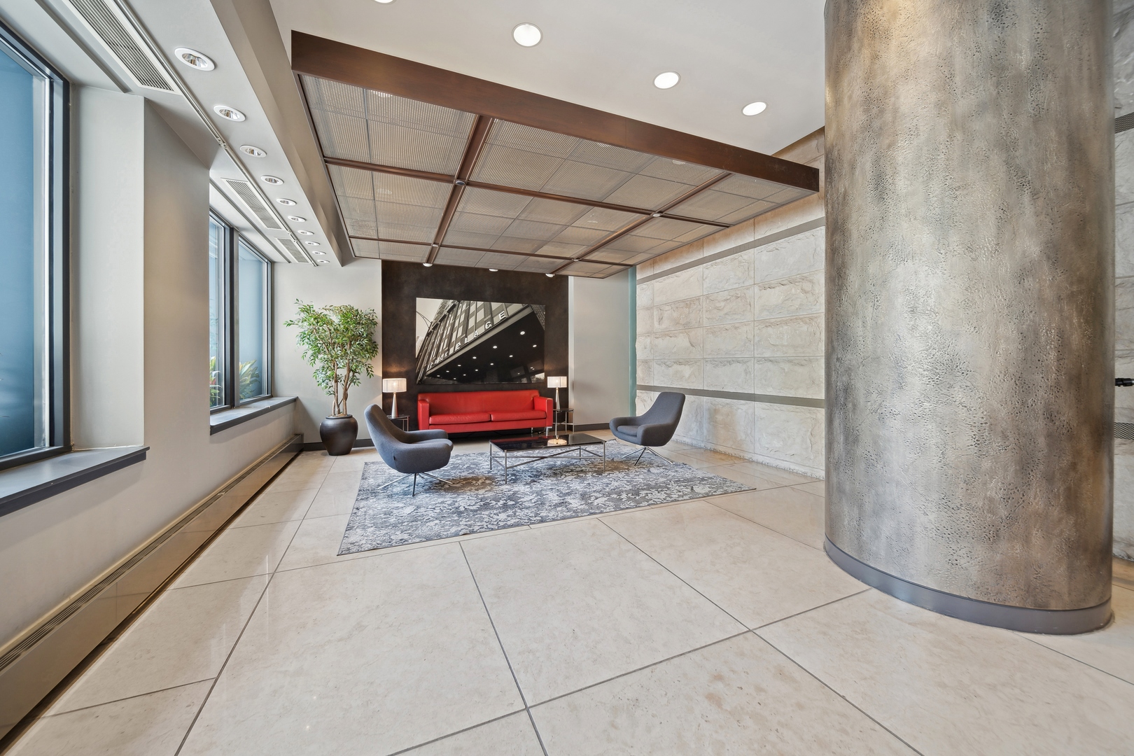 600 N Kingsbury Street Unit: 712