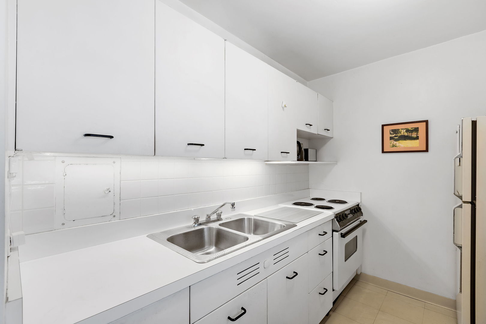535 N Michigan Avenue Unit: 2105