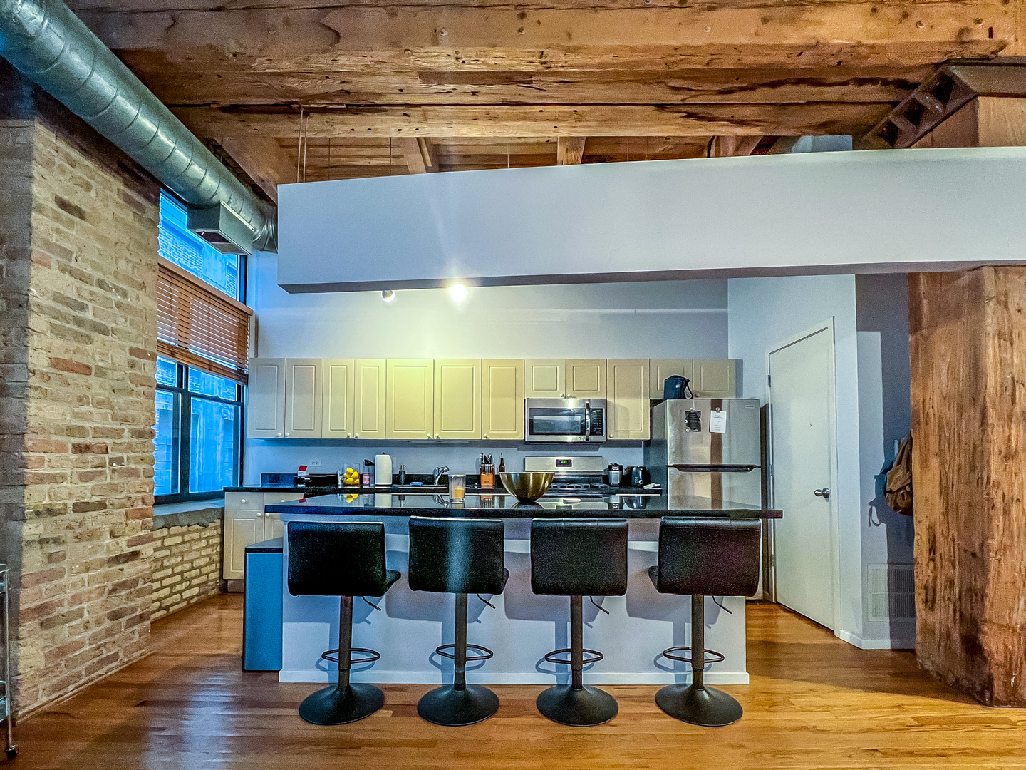 375 W Erie Street Unit: 219
