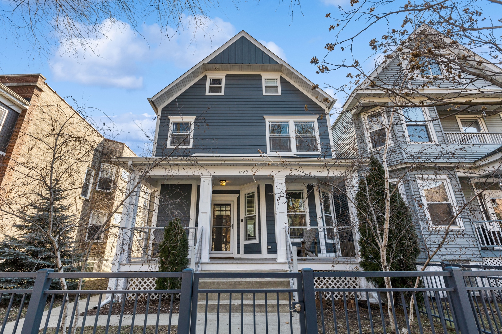 1729 W Rascher Avenue