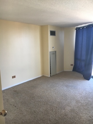 111 W Maple Street Unit: 2903