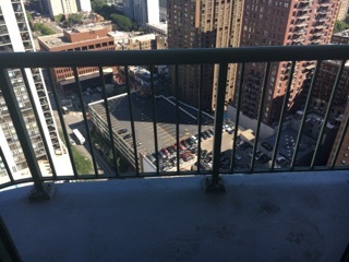 111 W Maple Street Unit: 2903