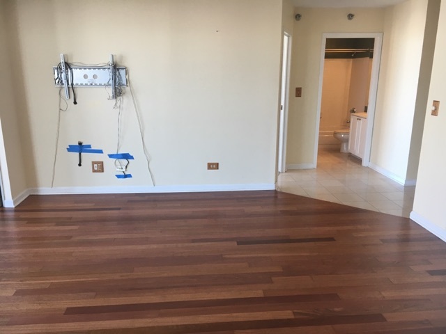 111 W Maple Street Unit: 2903