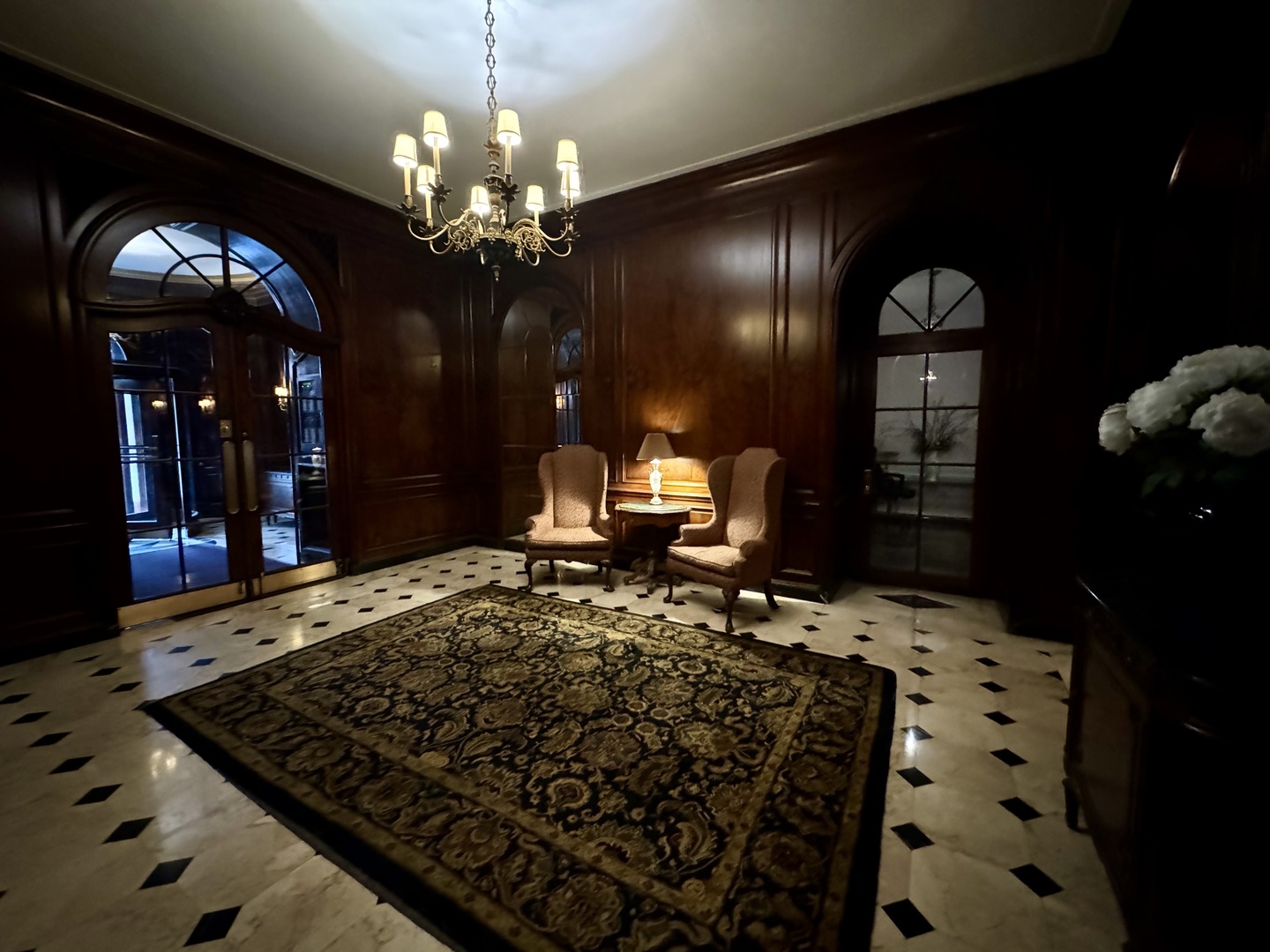2000 N Lincoln Park West Unit: 815