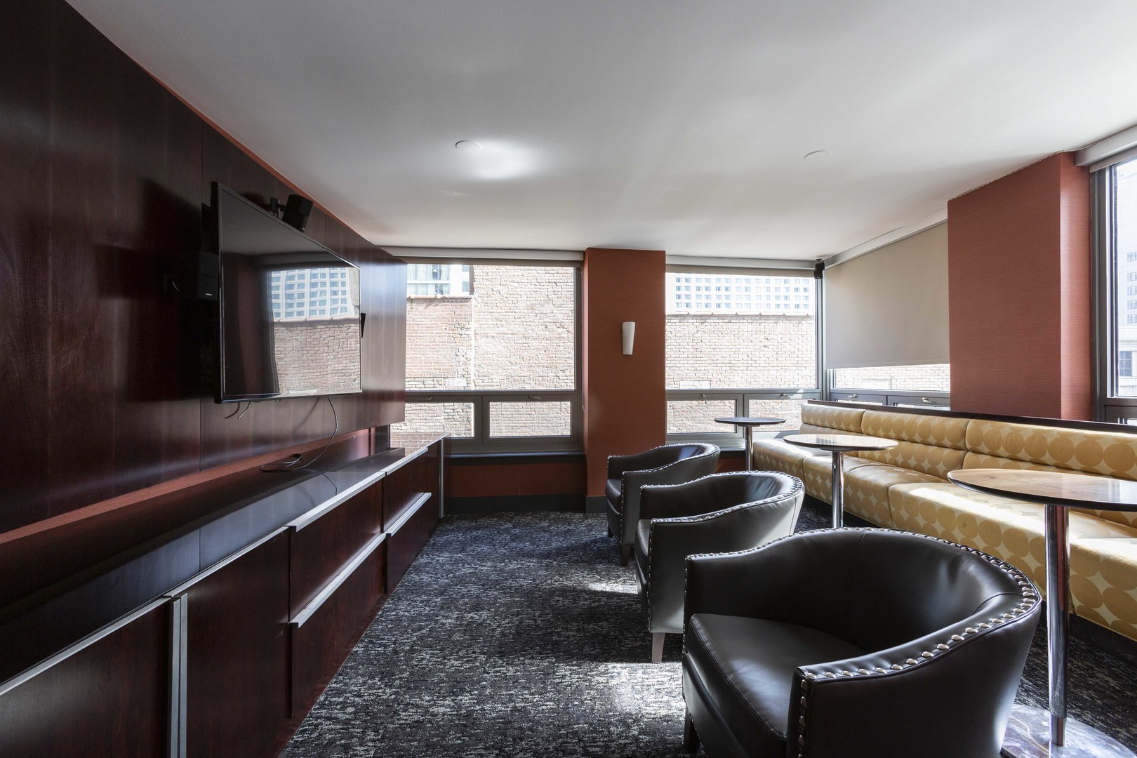 440 N WABASH Avenue Unit: 412
