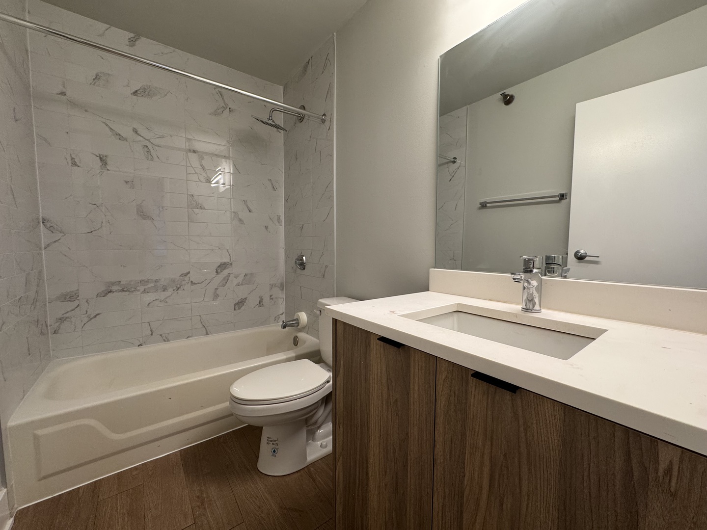 440 N WABASH Avenue Unit: 412
