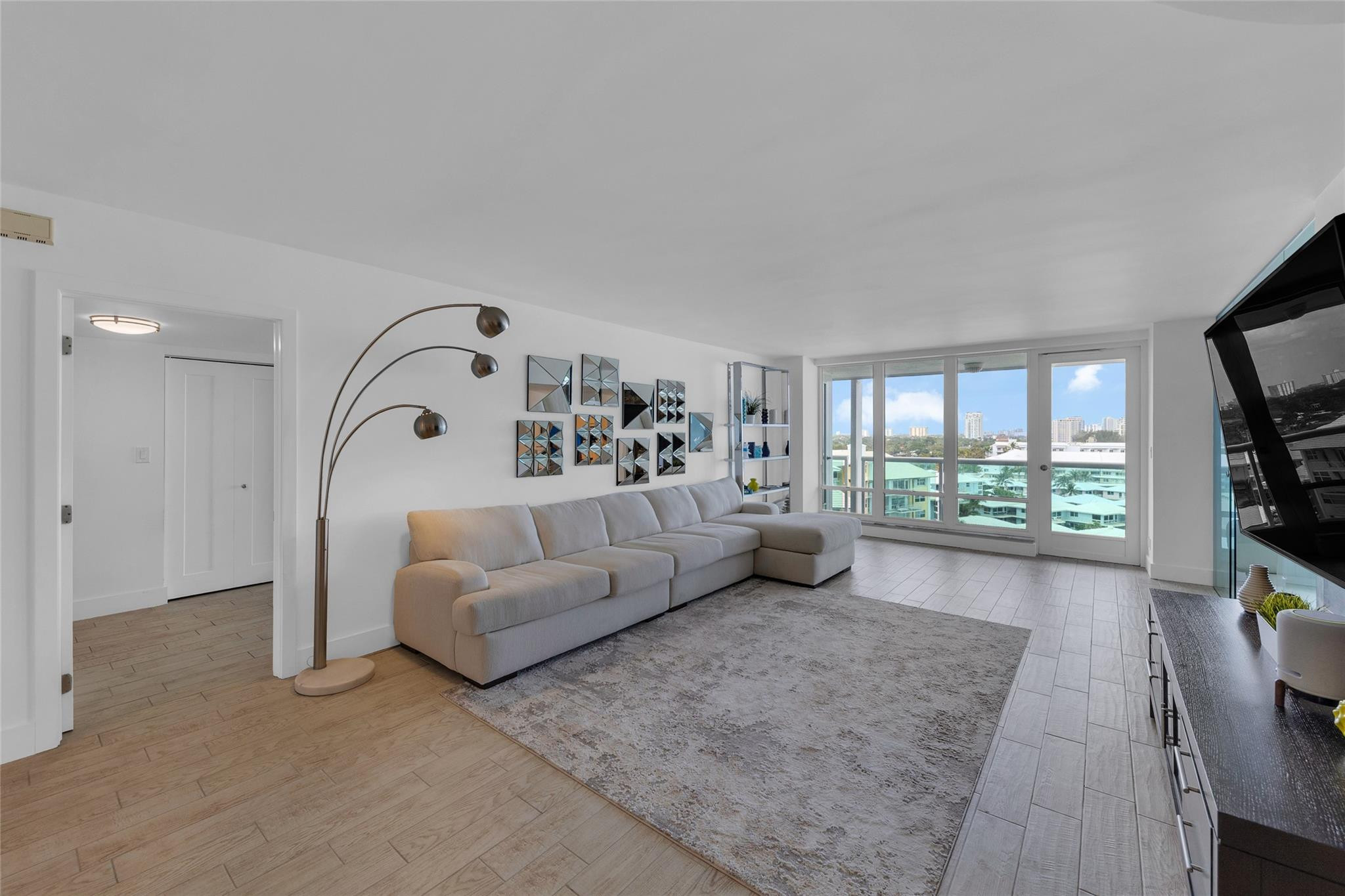 2100 S Ocean Lane