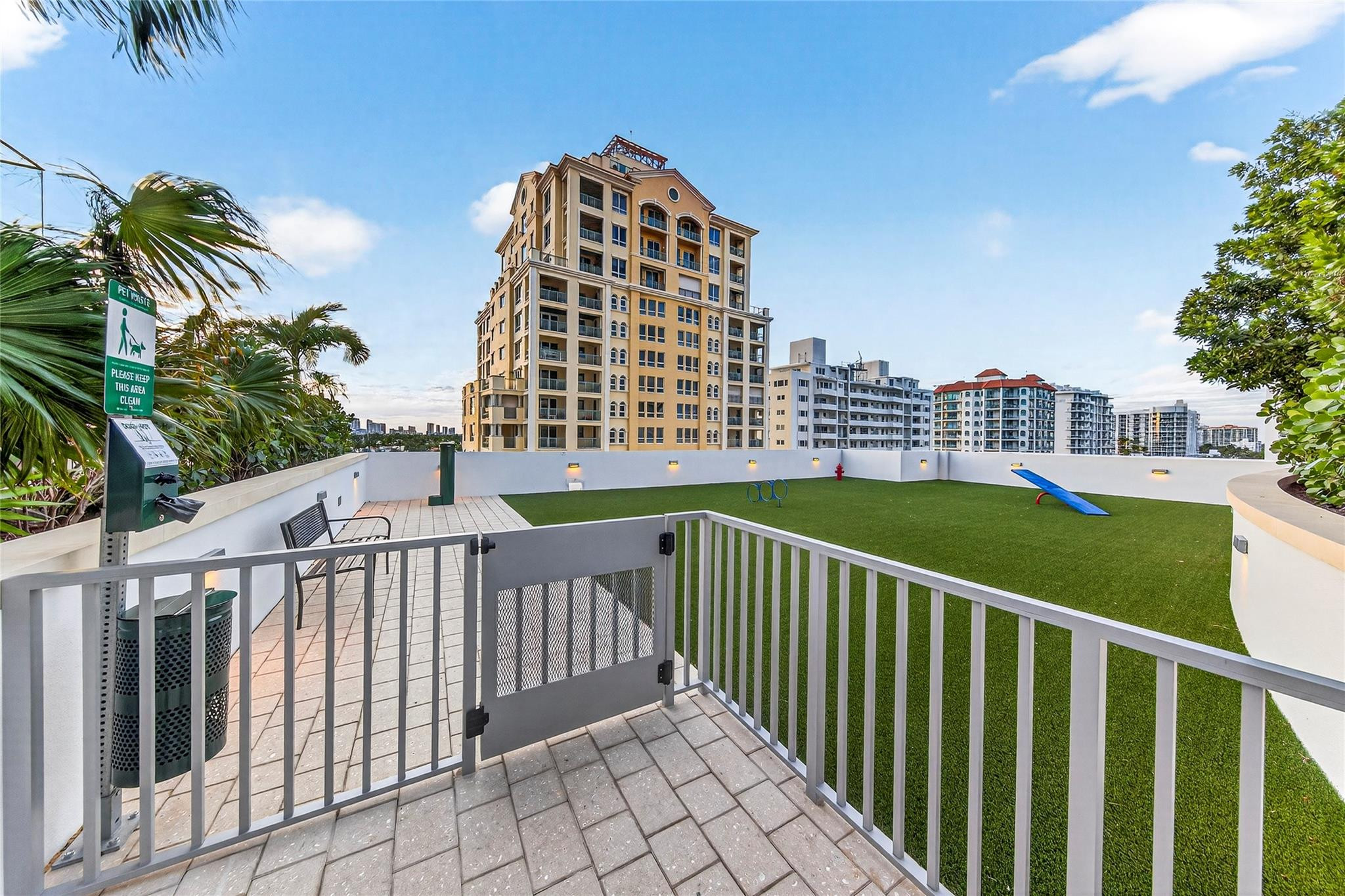 153 N Seabreeze Boulevard