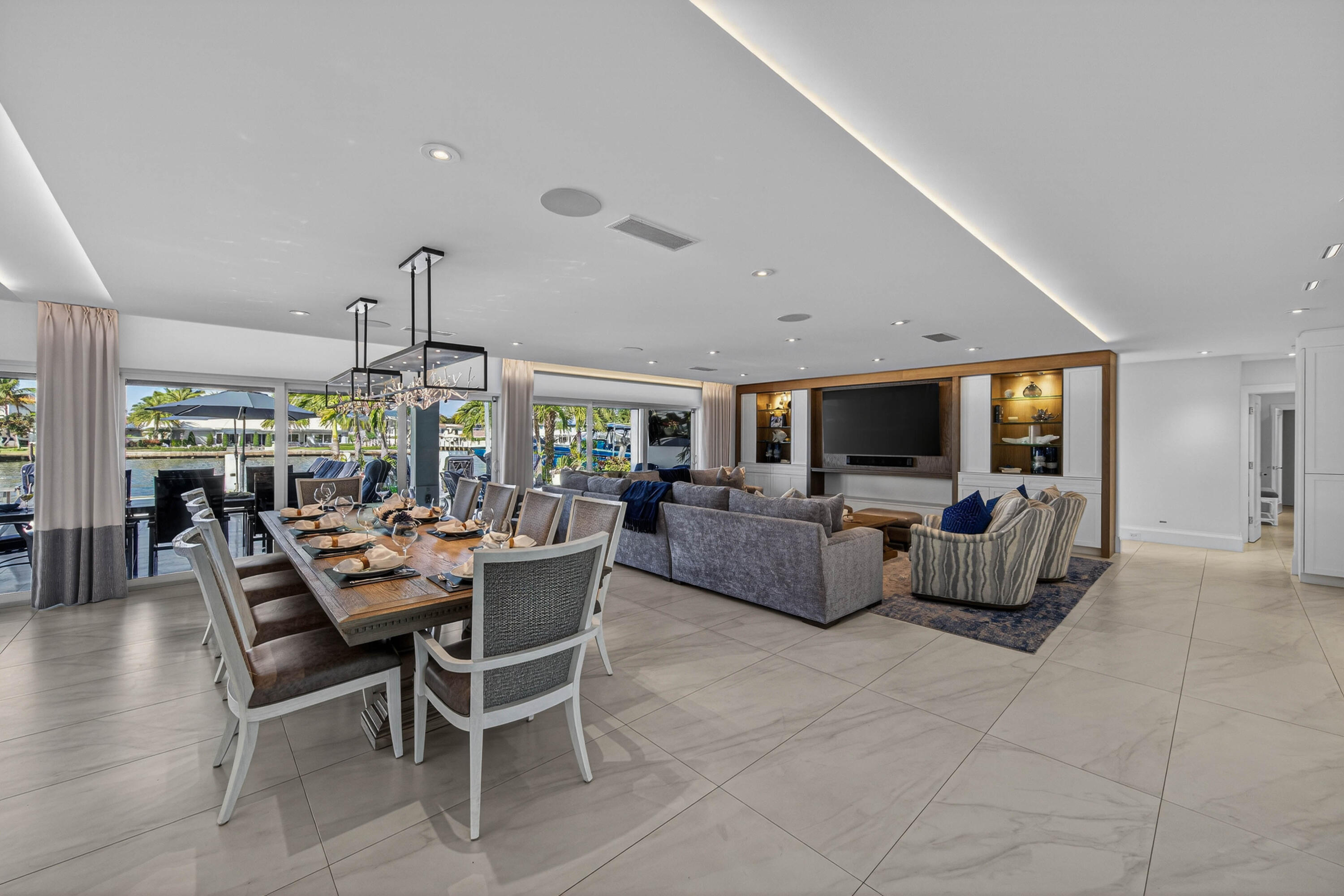 3109 NE 42nd Court