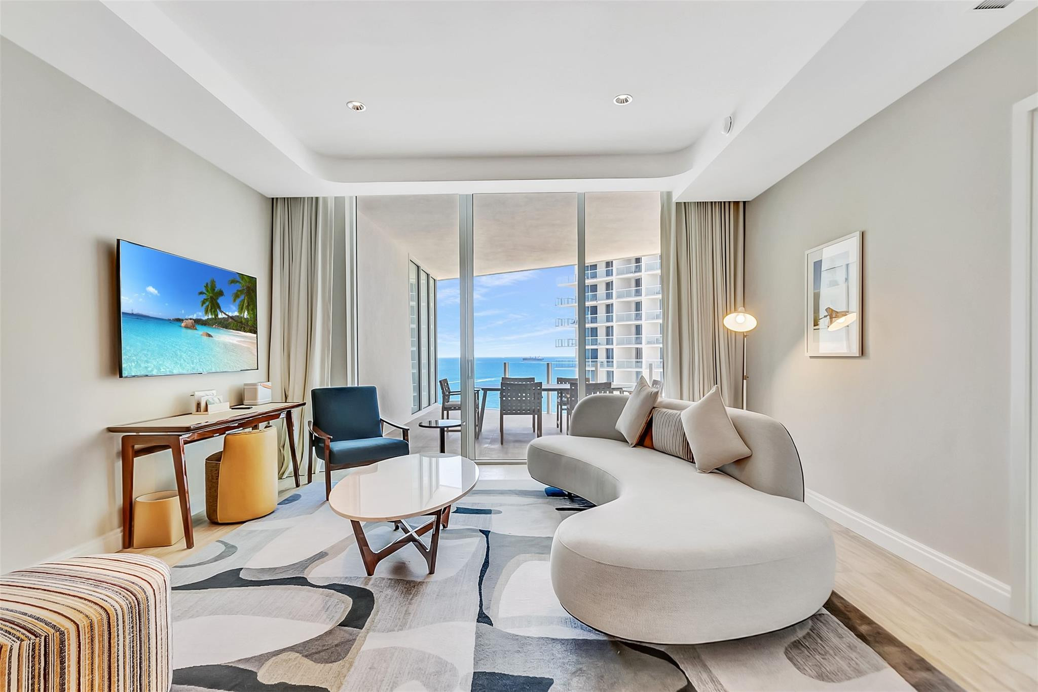 525 N Fort Lauderdale Beach Boulevard Unit: 1607