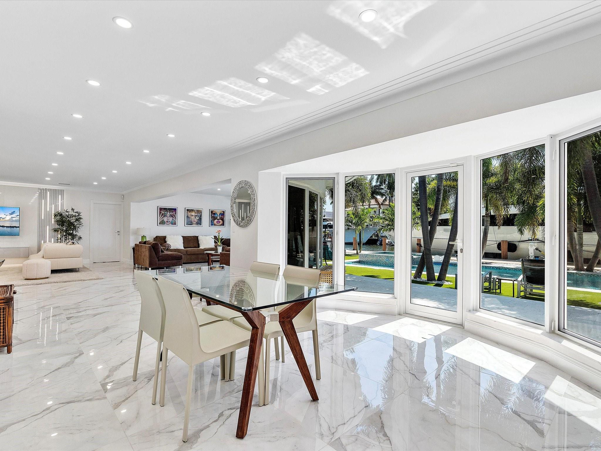 207 Royal Palm Drive