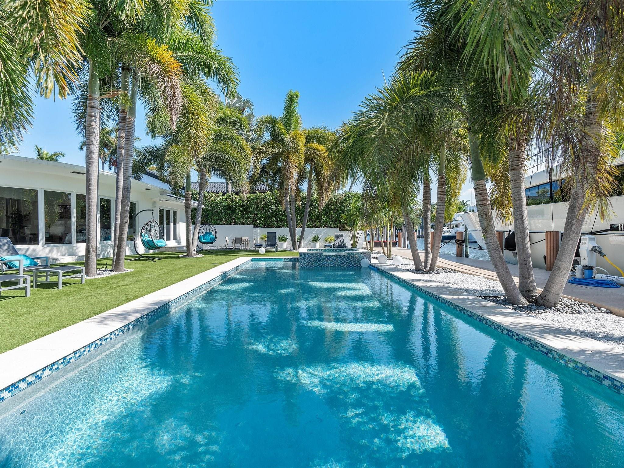 207 Royal Palm Drive
