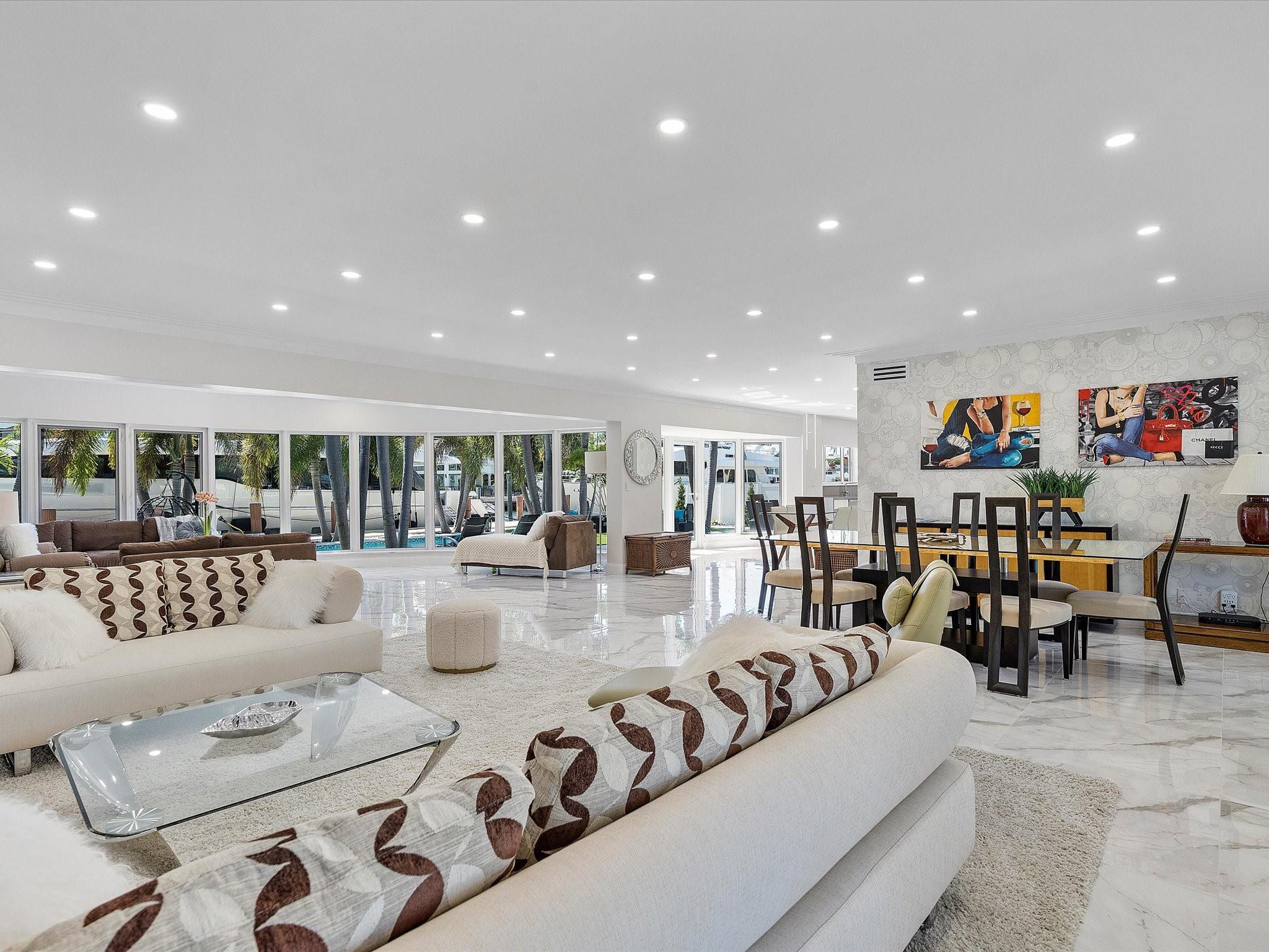 207 Royal Palm Drive