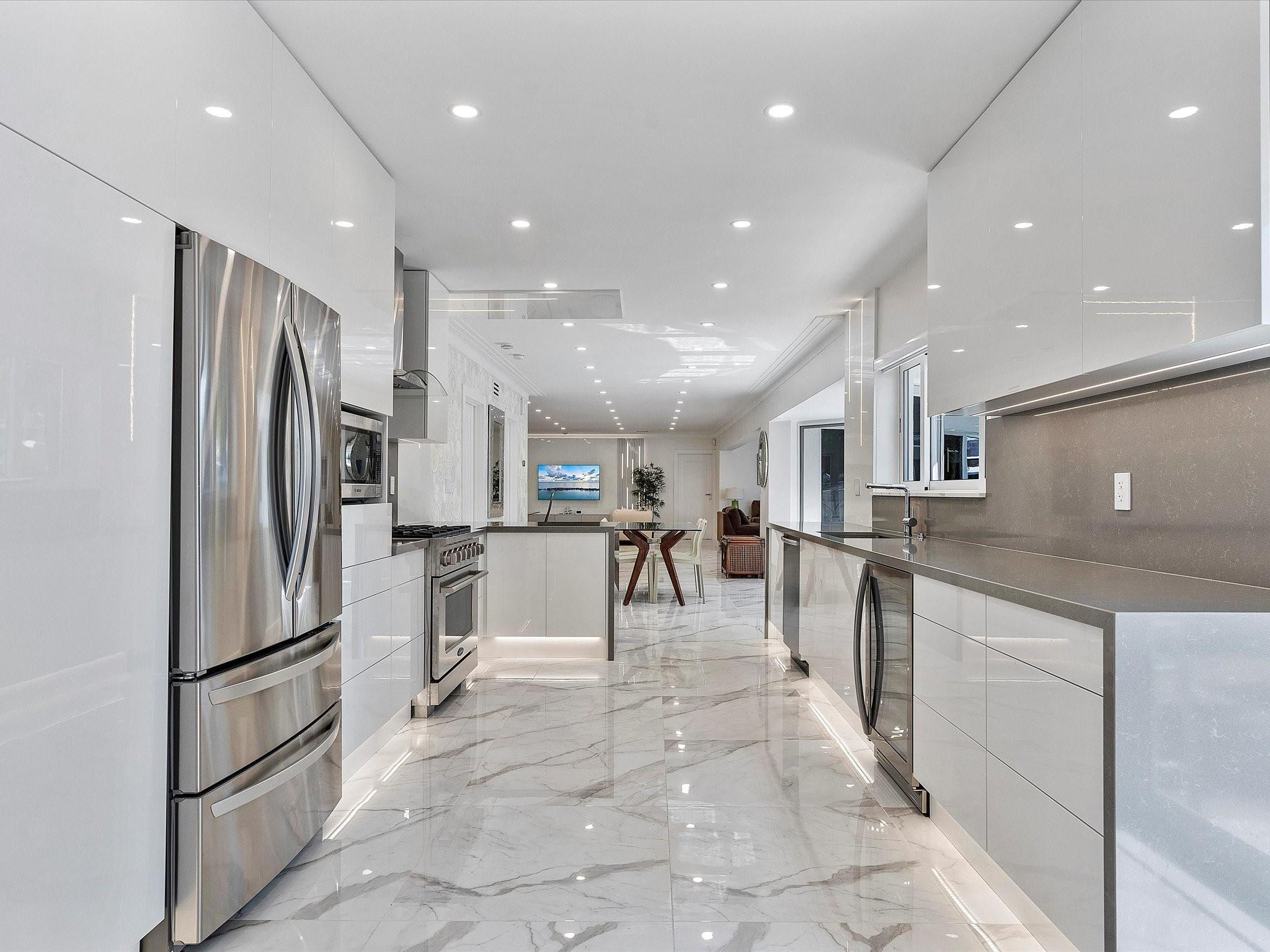 207 Royal Palm Drive