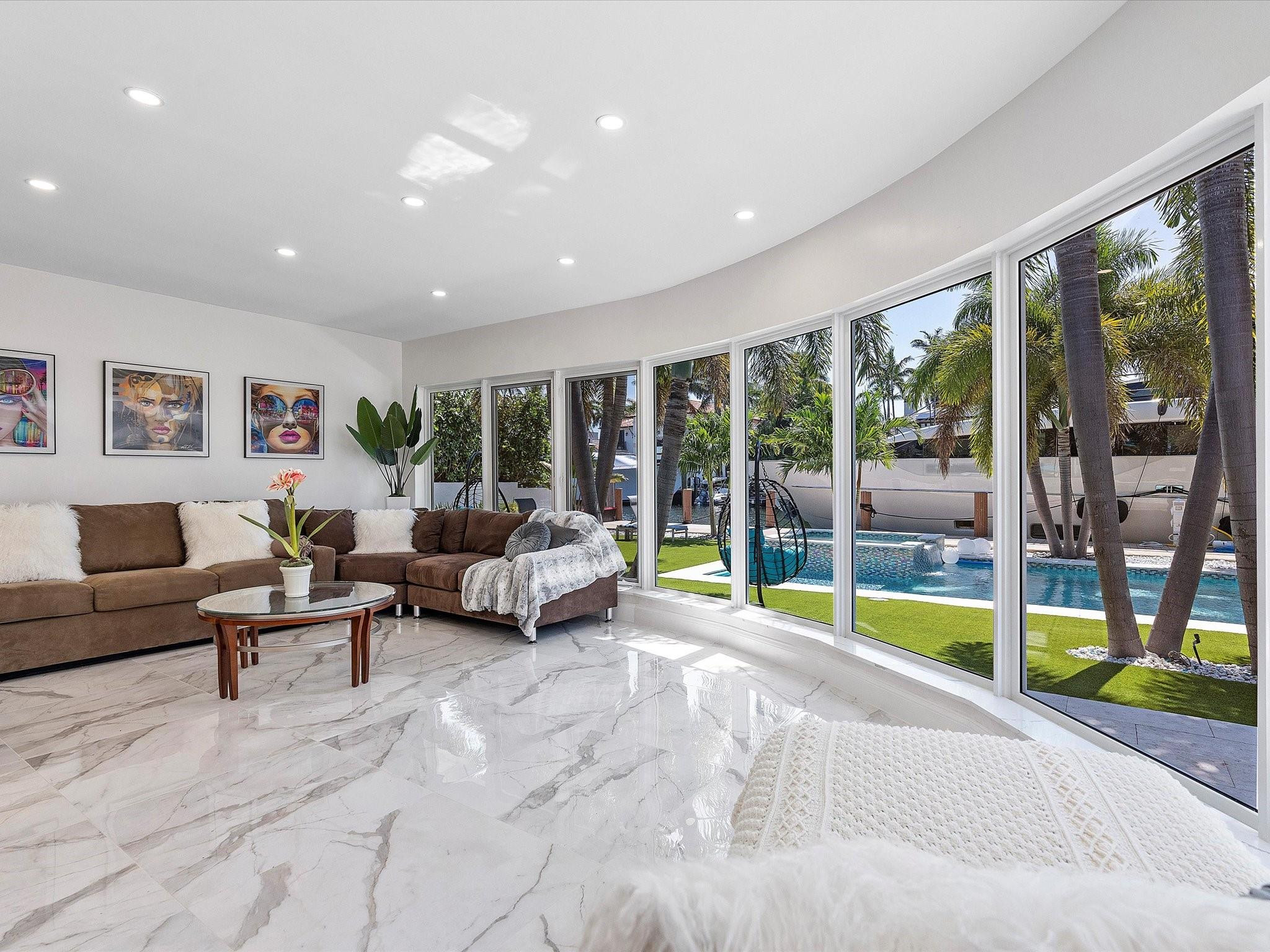 207 Royal Palm Drive