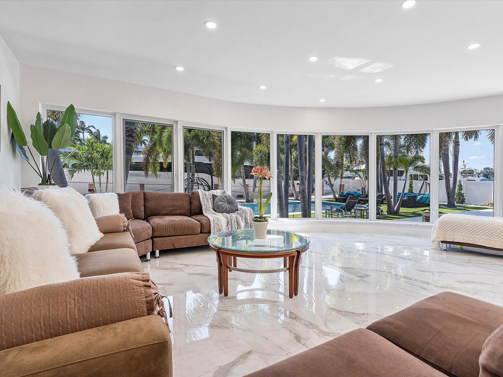 207 Royal Palm Drive