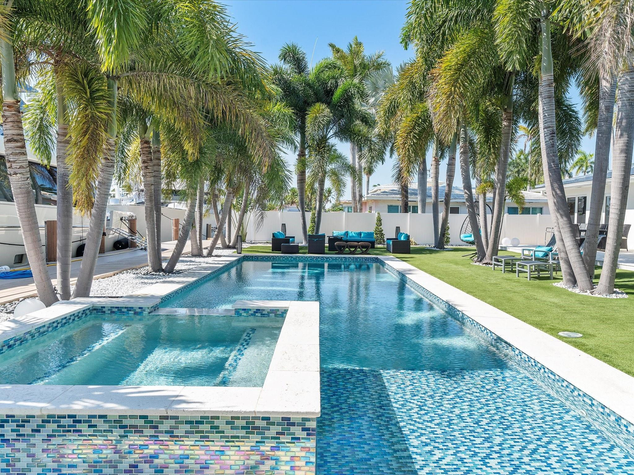 207 Royal Palm Drive