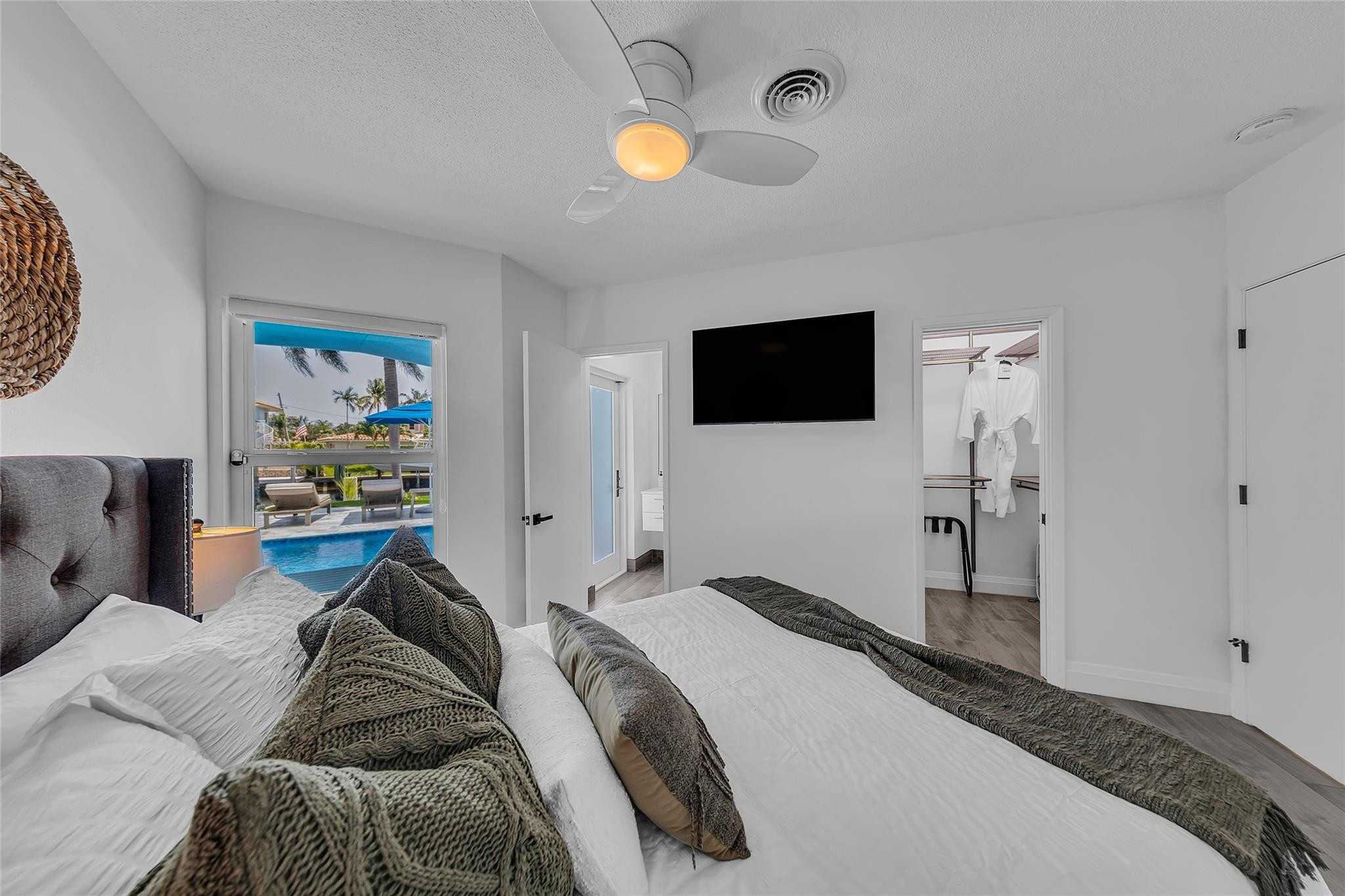 3108 NE 42nd Court