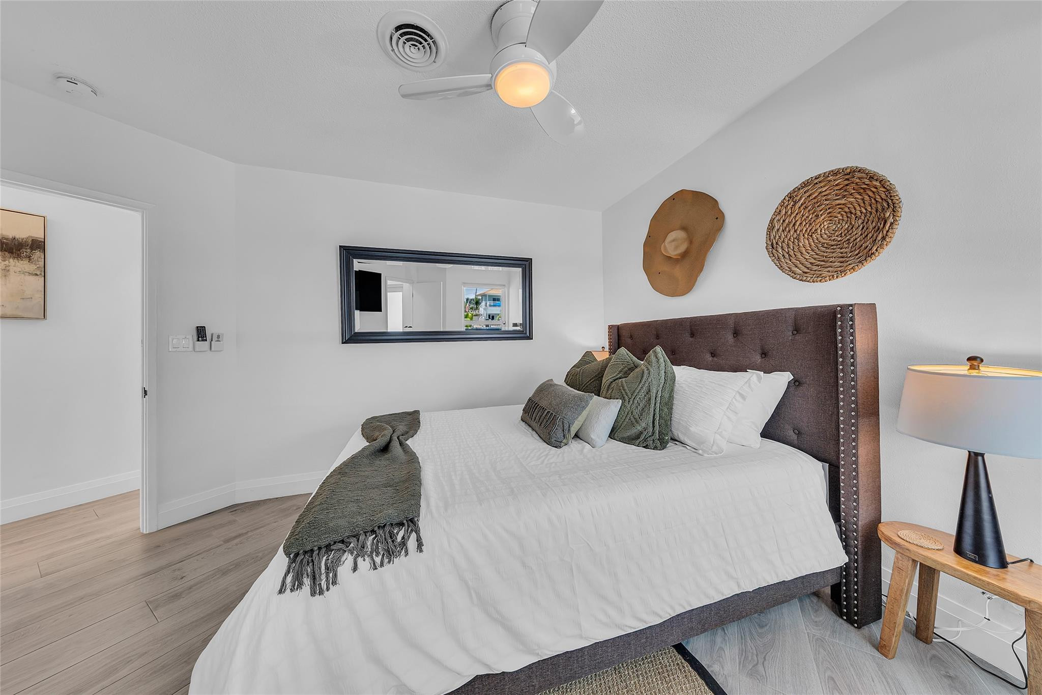 3108 NE 42nd Court