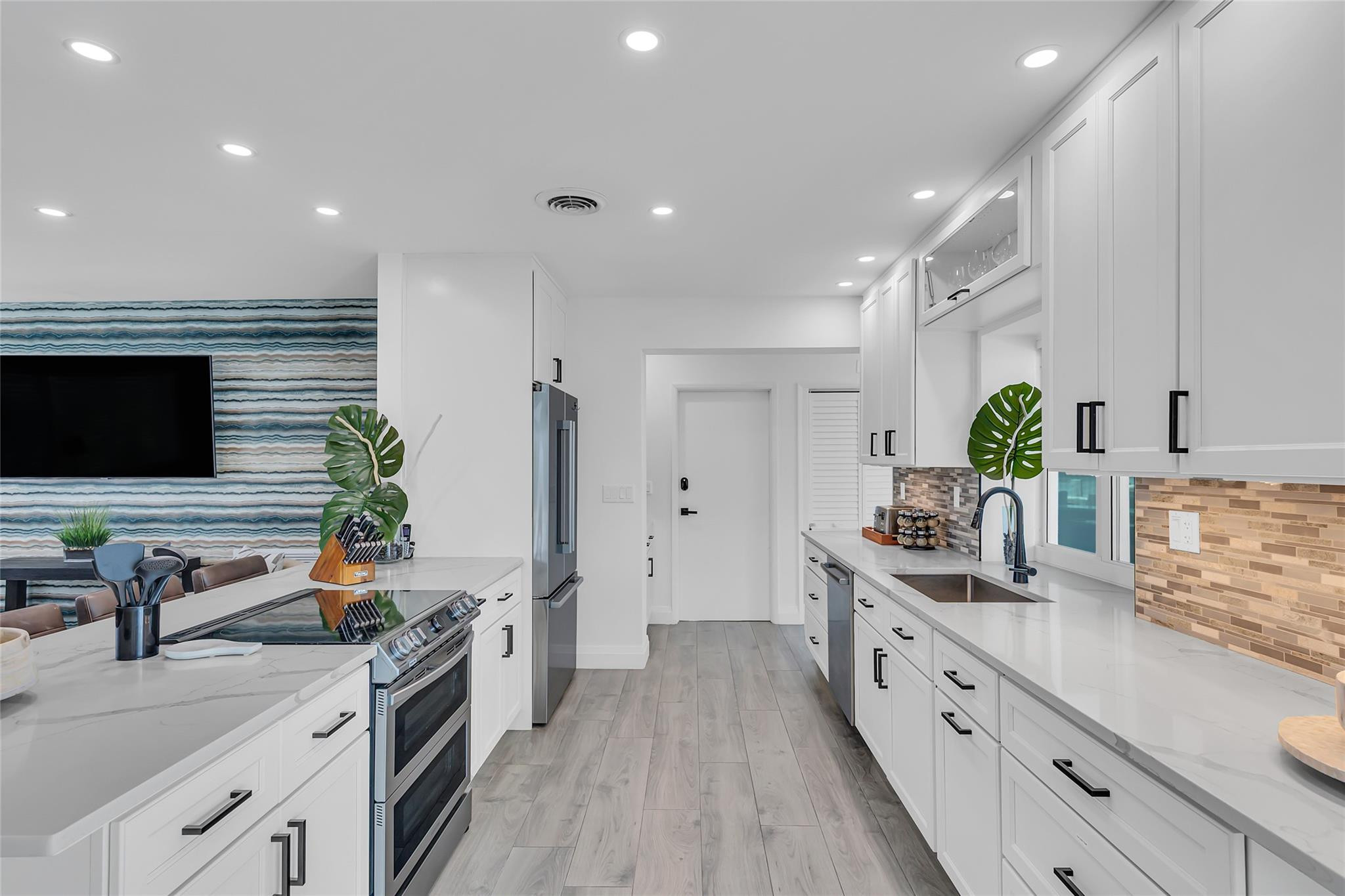3108 NE 42nd Court