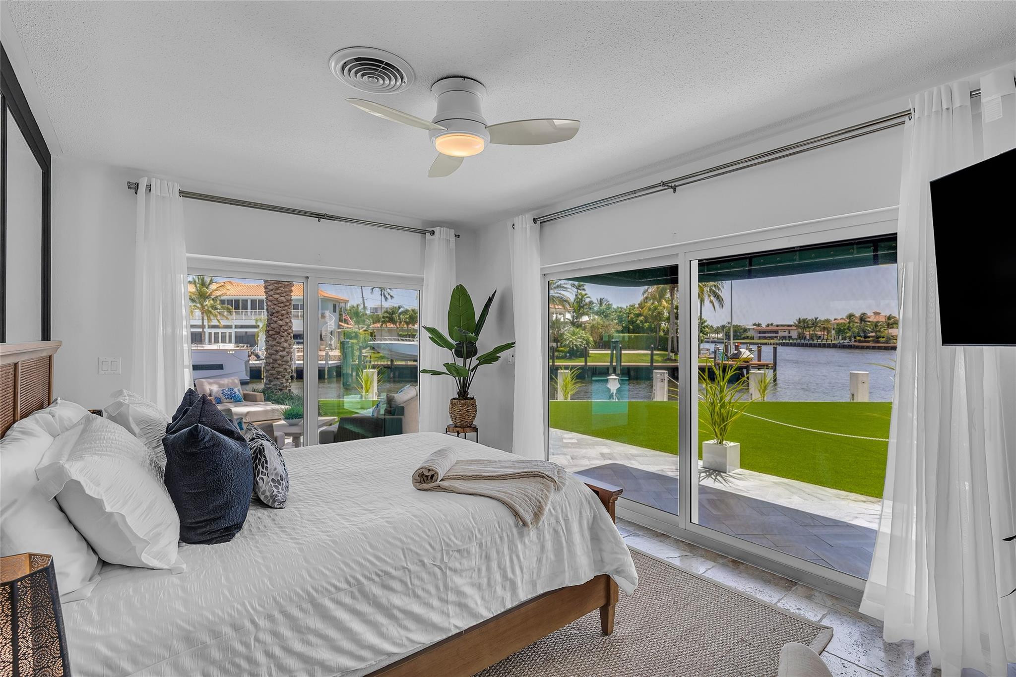 3108 NE 42nd Court