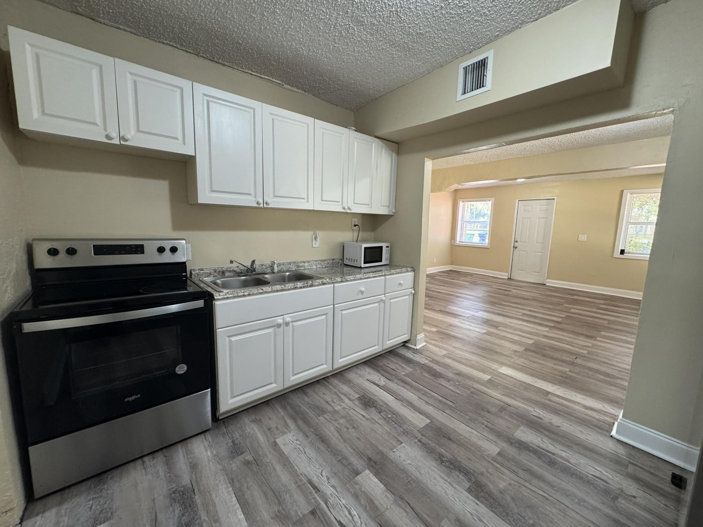 2881 NW 11th Place